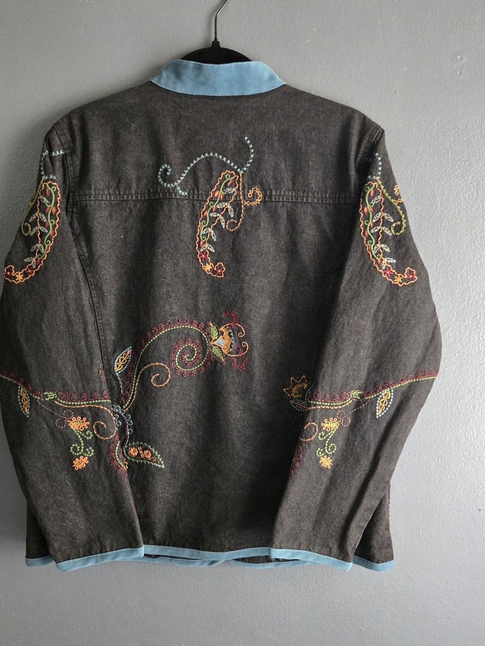 Denim&Co Vtg Embroidered Cotton Black Western Boho Whimsigoth Jean Jacket Medium - Picture 6 of 7
